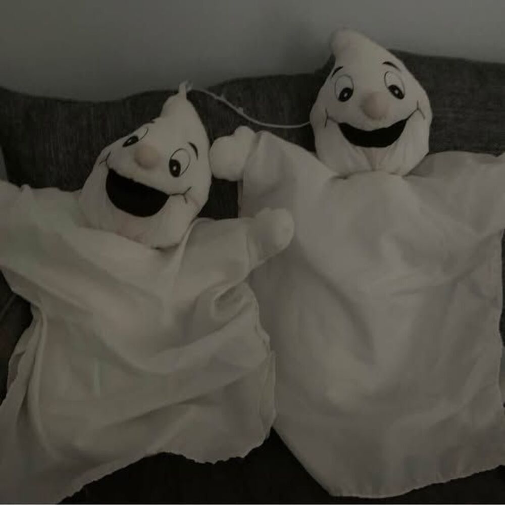 Hanging ghost - Picture 1 of 1